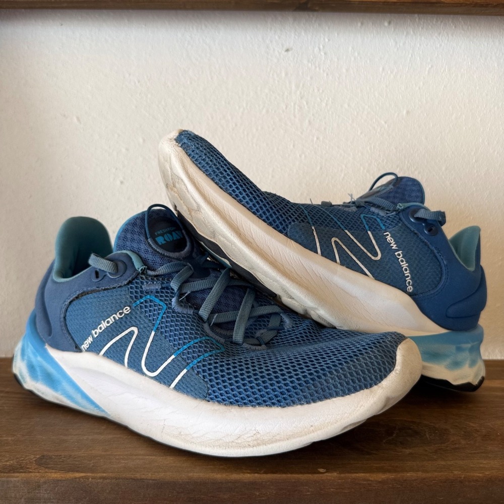 Size 7.5 - New Balance Fresh Foam Roav v2 Blue